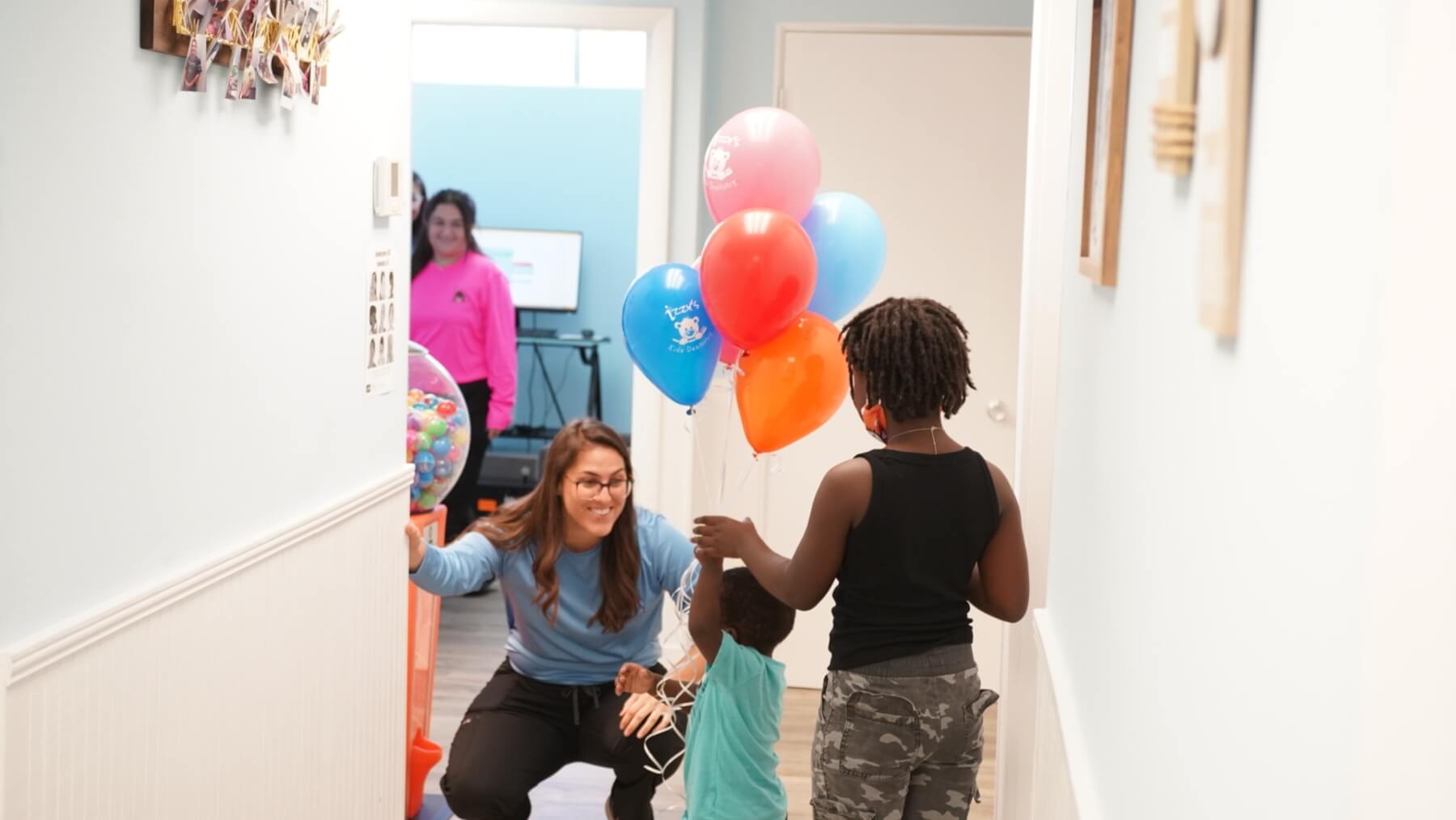 Balloons - Izzy's Kidz Dentistry