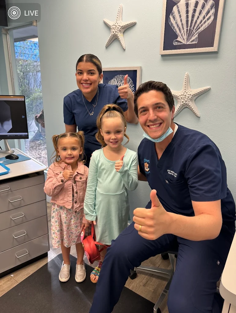 Dr izzy and kids patient - Izzy kidz dentistry